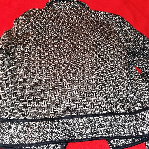 Lovely waisted jacket - Picture 2 of 5